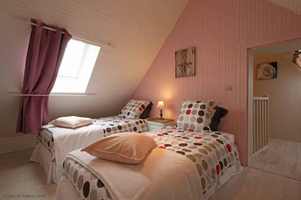 Gîte d'EDENAELE Saint-Maurice-sur-Huisne Exterior foto